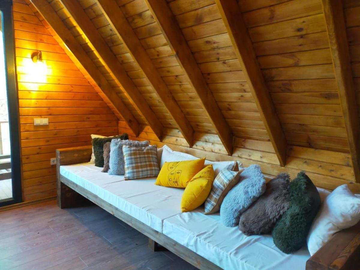 Panurlawoodenhouse Villa Buitenkant foto