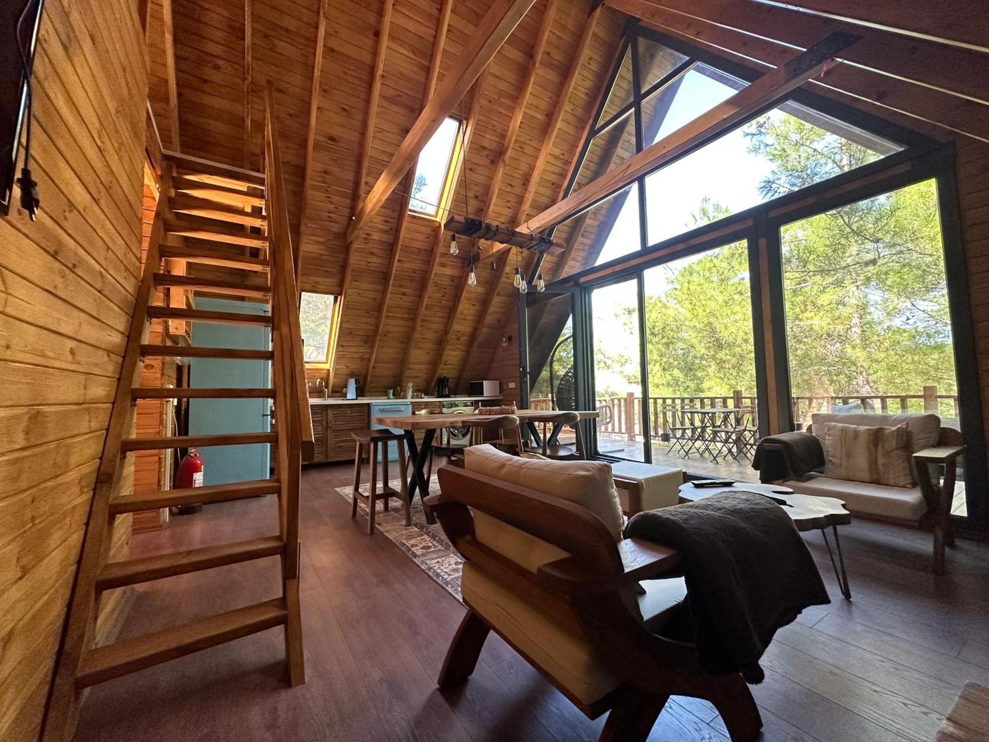 Panurlawoodenhouse Villa Buitenkant foto