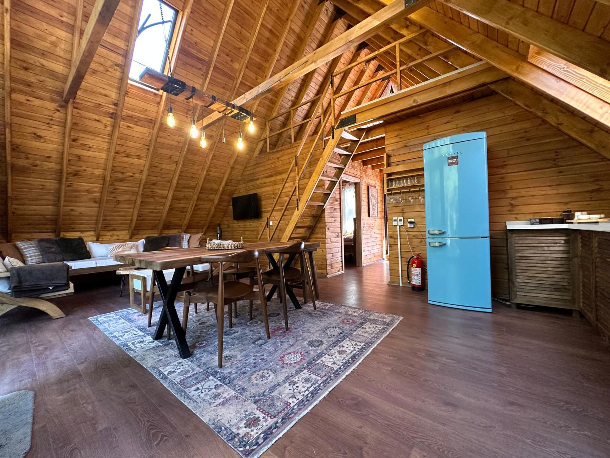 Panurlawoodenhouse Villa Buitenkant foto