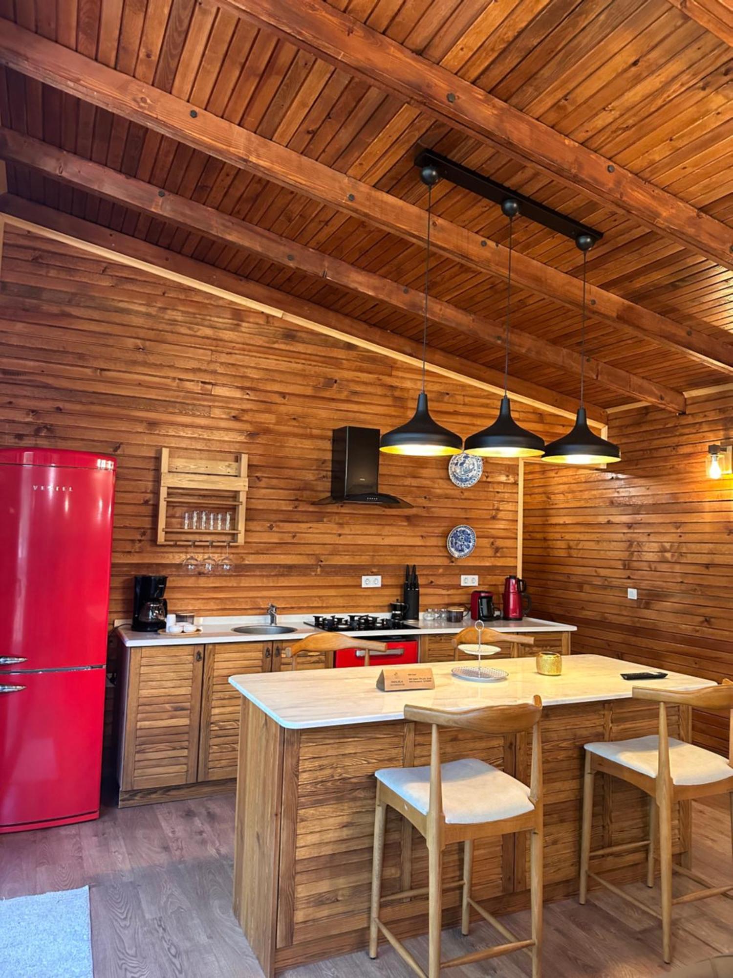 Panurlawoodenhouse Villa Buitenkant foto